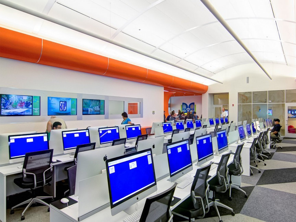 Sobre Uma biblioteca sem um único livro em papel