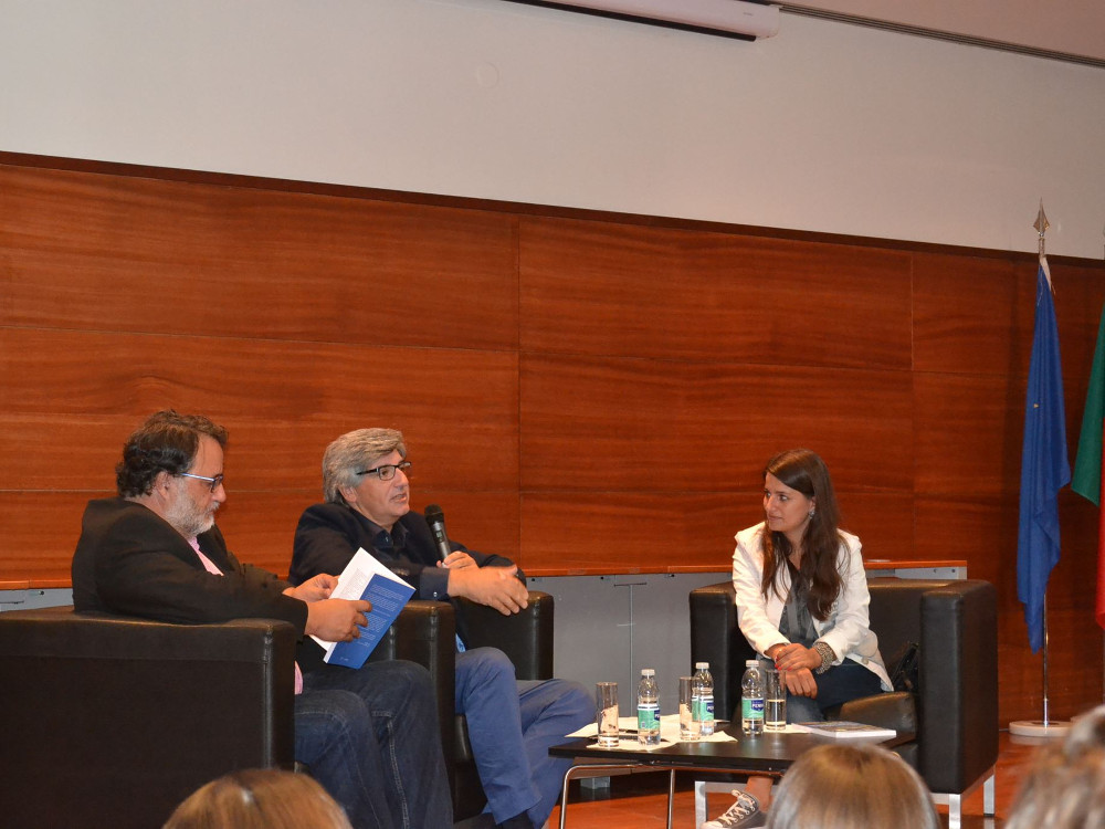 Sobre Apresentação do Livro Uma visão de Oliveira de Azeméis