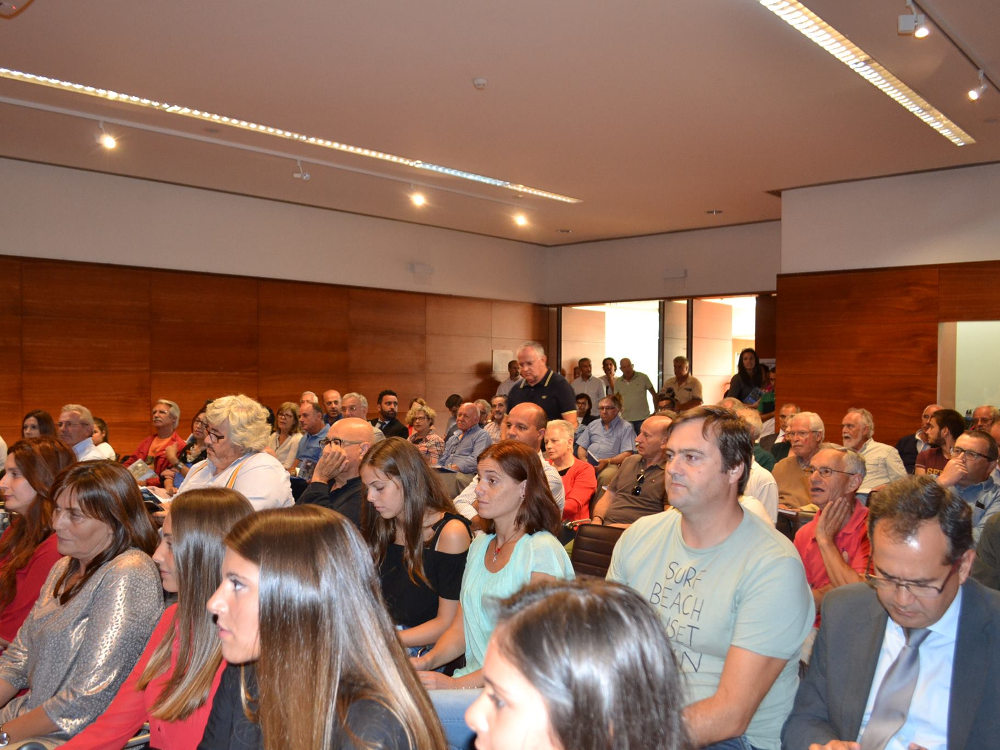 Omnisinal Edições apresenta o Livro Uma visão de Oliveira de Azeméis