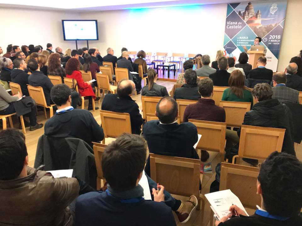  	A Marca e o Desenvolvimento e Afirmação dos Territórios