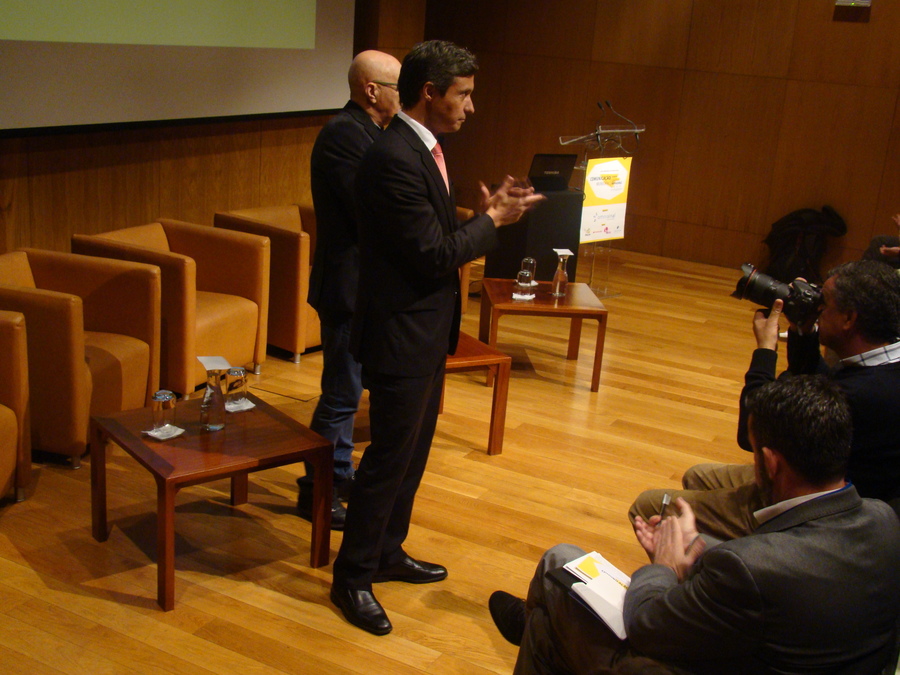 Sobre Conhecimentos de Futuro geram novos Desafios