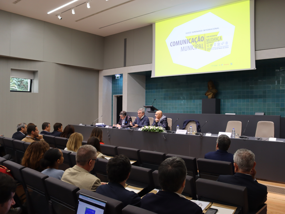 COMUNICAÇÃO MUNICIPAL EM DEBATE