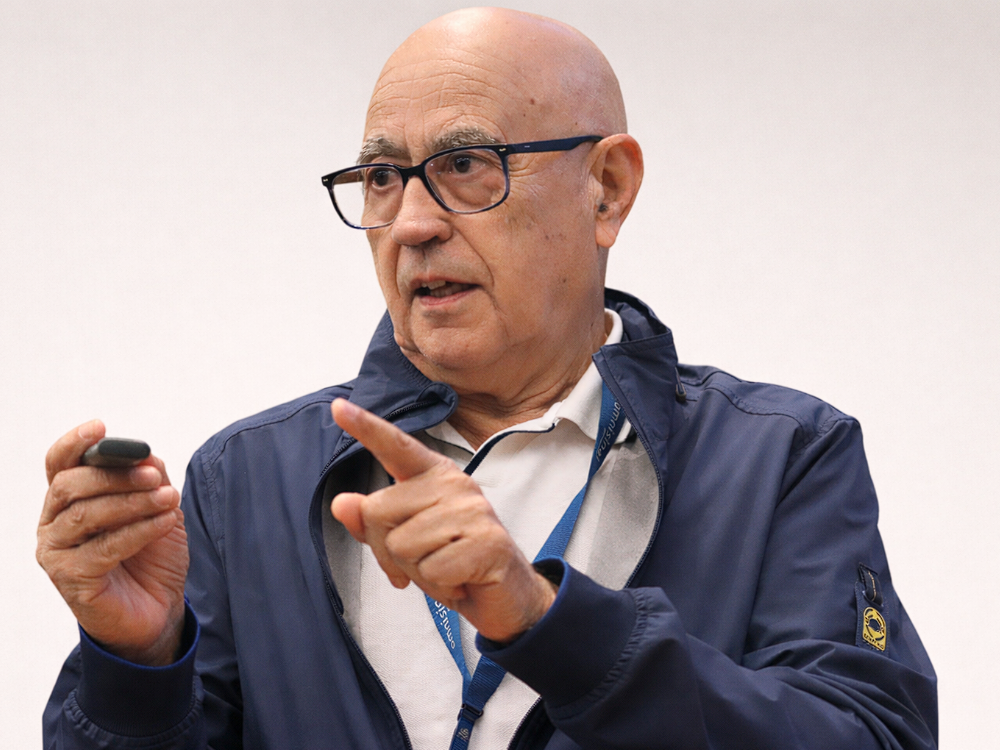 Sobre Custódio Oliveira lança o livro «Governar é Comunicar – edição 2026»